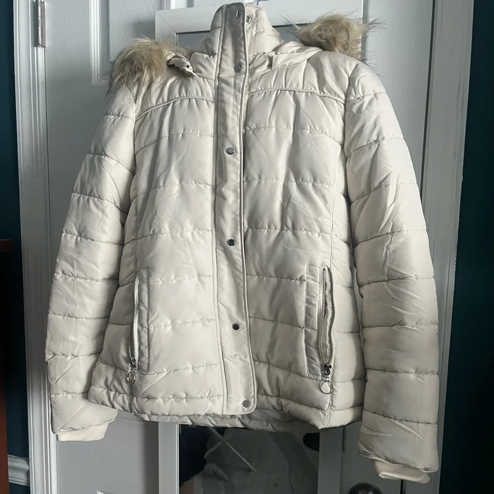 Royal Matrix Puffer Coat with Attachable Hood - Picture 1 of 15